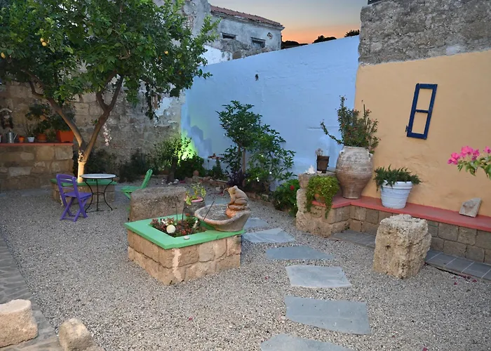 Victoria Old Town * Rhodes City