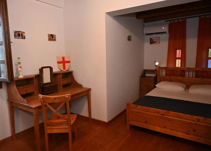 Victoria Old Town * Rhodes City