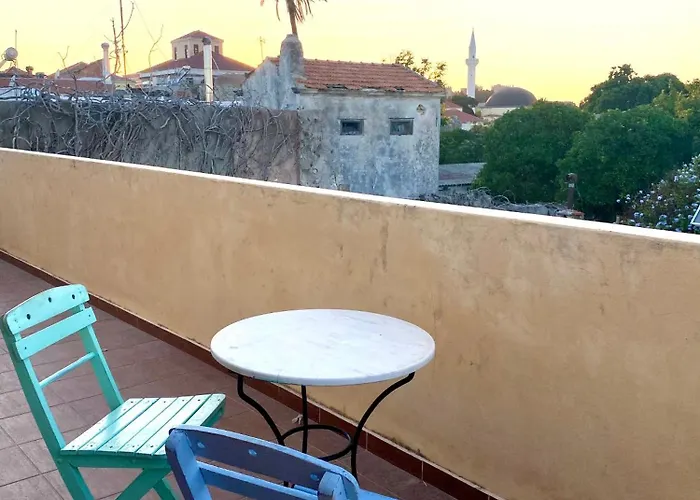 Victoria Old Town * Rhodes City